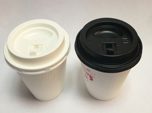 耐熱カップ用リフトアップ蓋 黒/白